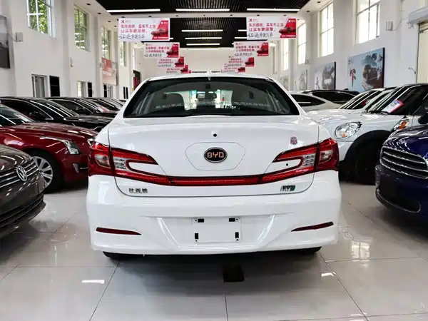 BYD Qin NEV 2016