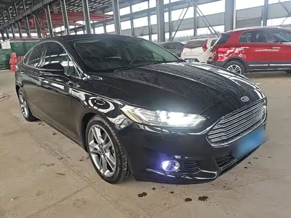 Ford Mondeo 2015