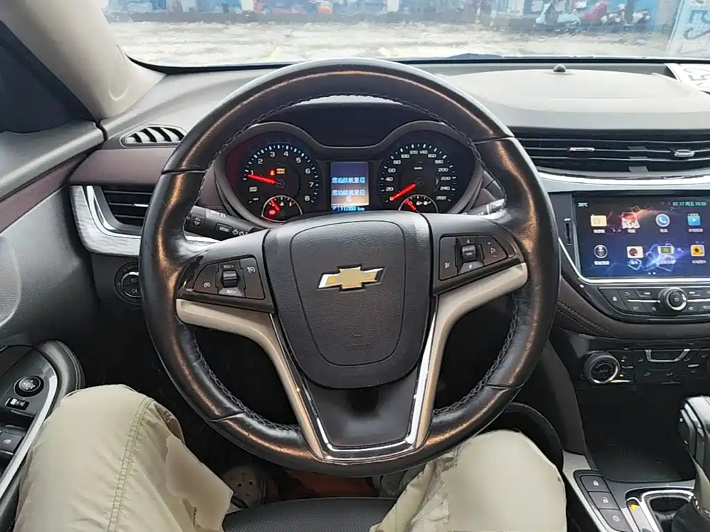 Chevrolet Malibu 2019 — фото 11