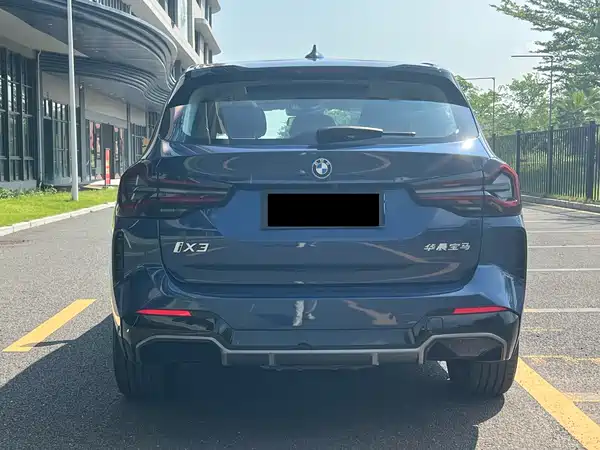 BMW iX3 2022
