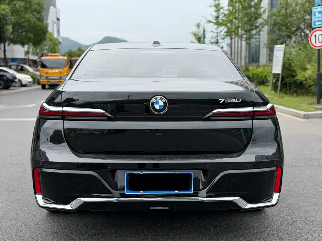 BMW 7 Series 2025 — фото 14