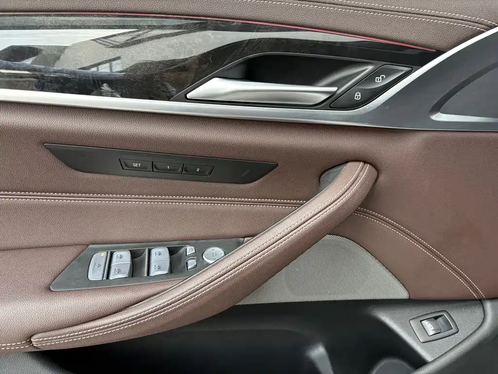 BMW 5 Series 2022