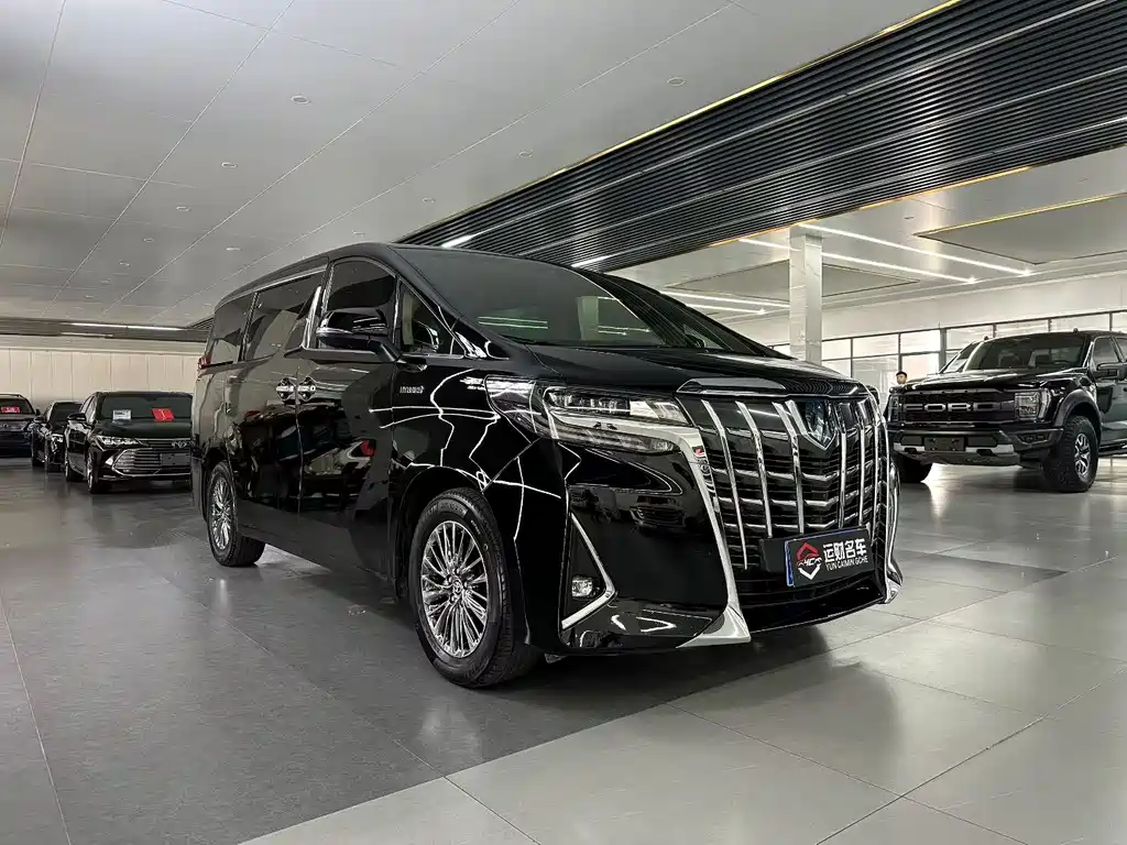 Toyota Alphard 2021 — фото 3