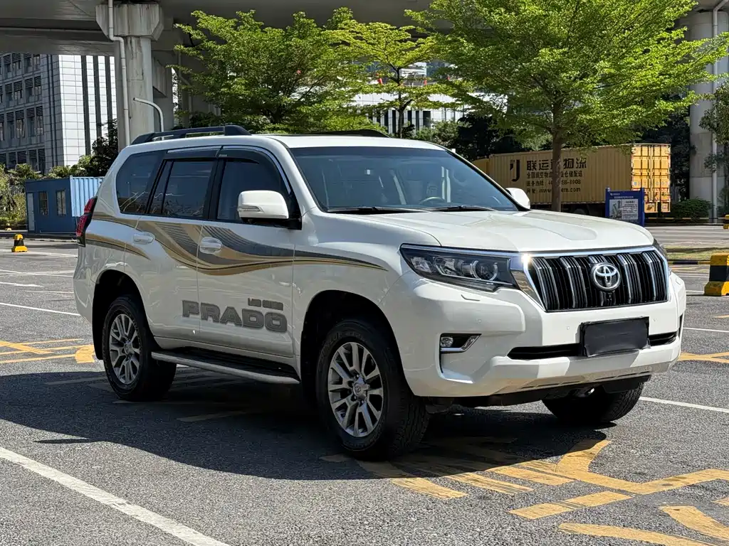 Toyota Prado 2020 — фото 2
