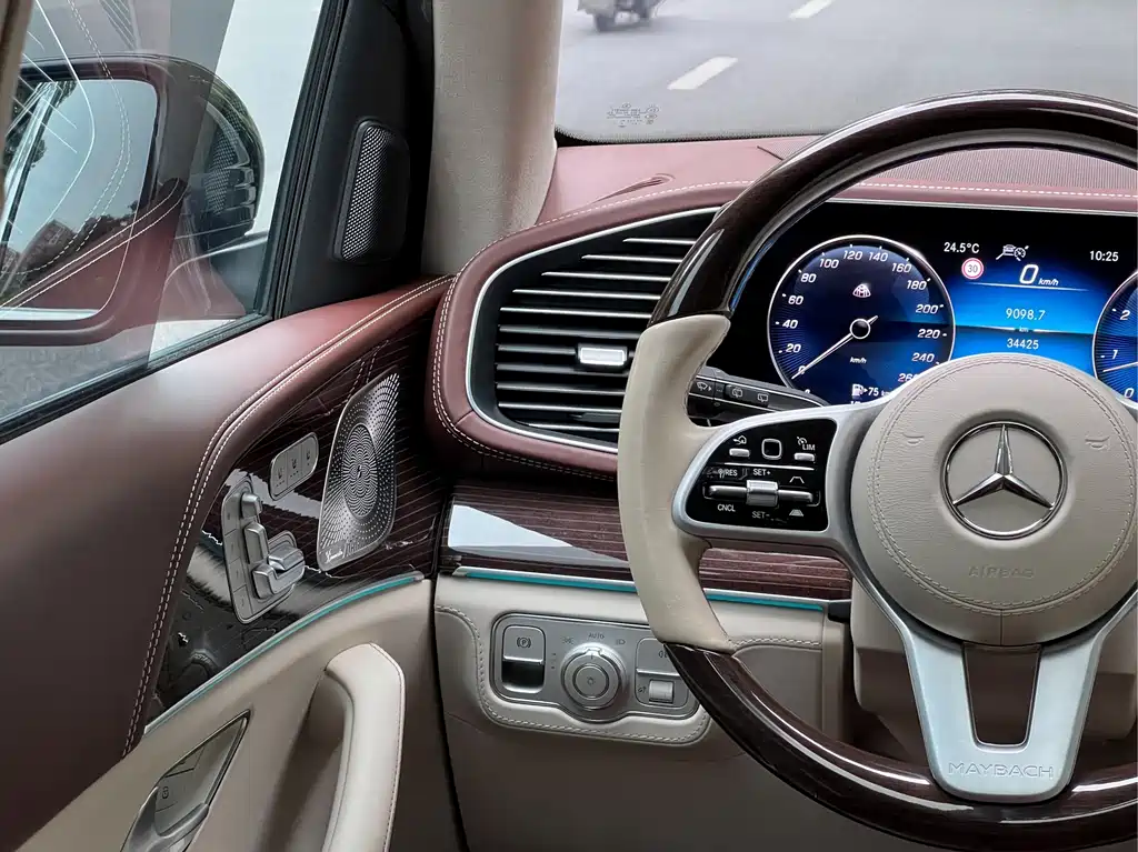 Mercedes-Benz GLS 2021 — фото 18