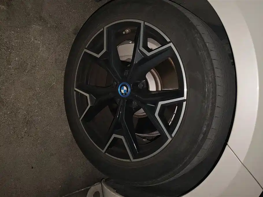 BMW i3 2023