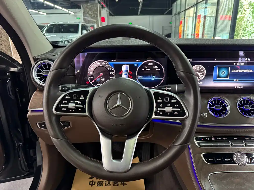 Mercedes-Benz E-Class 2020 — фото 14