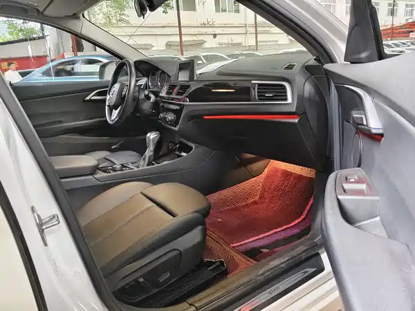 BMW 1 Series 2018