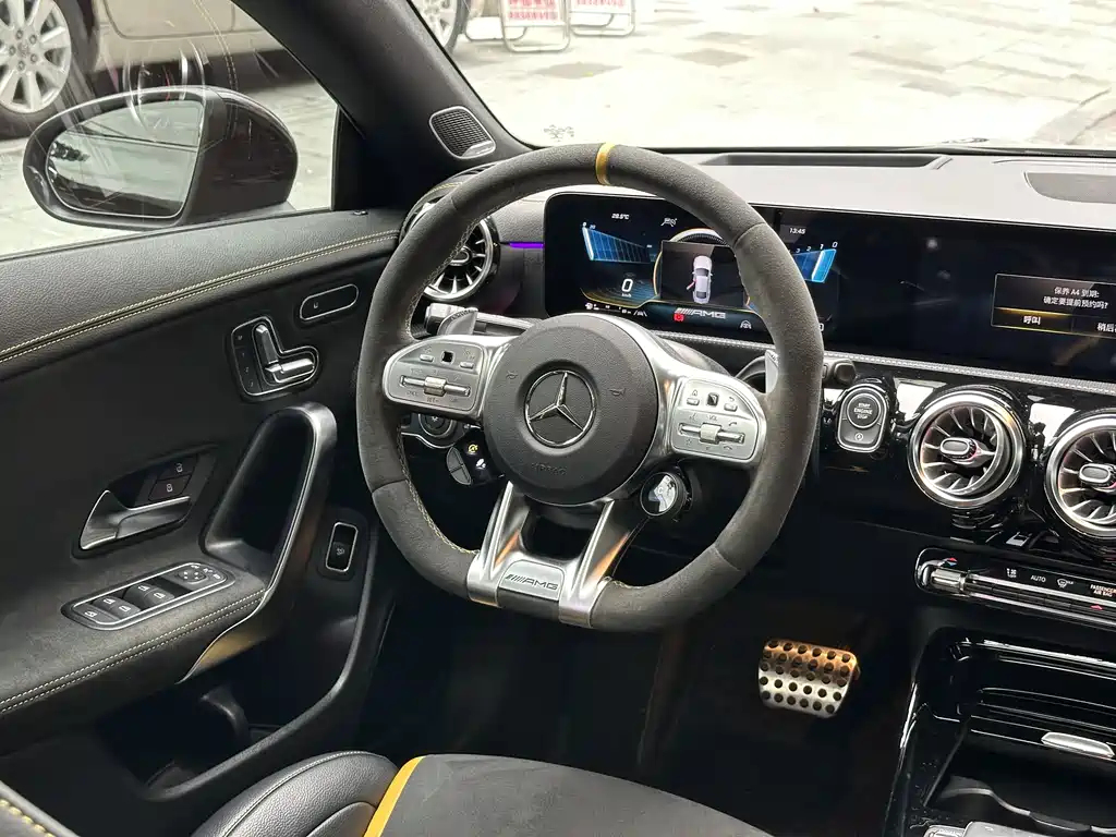 Mercedes-Benz Mercedes CLA AMG 2022 — фото 8