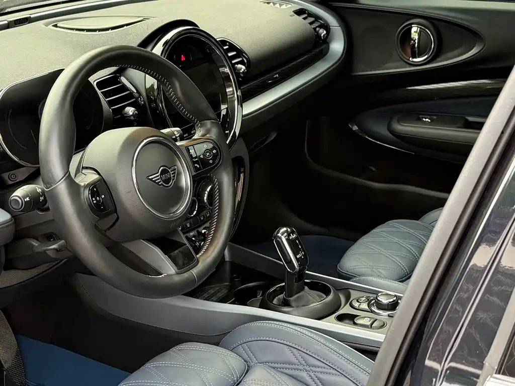 MINI Clubman 2021 — фото 16