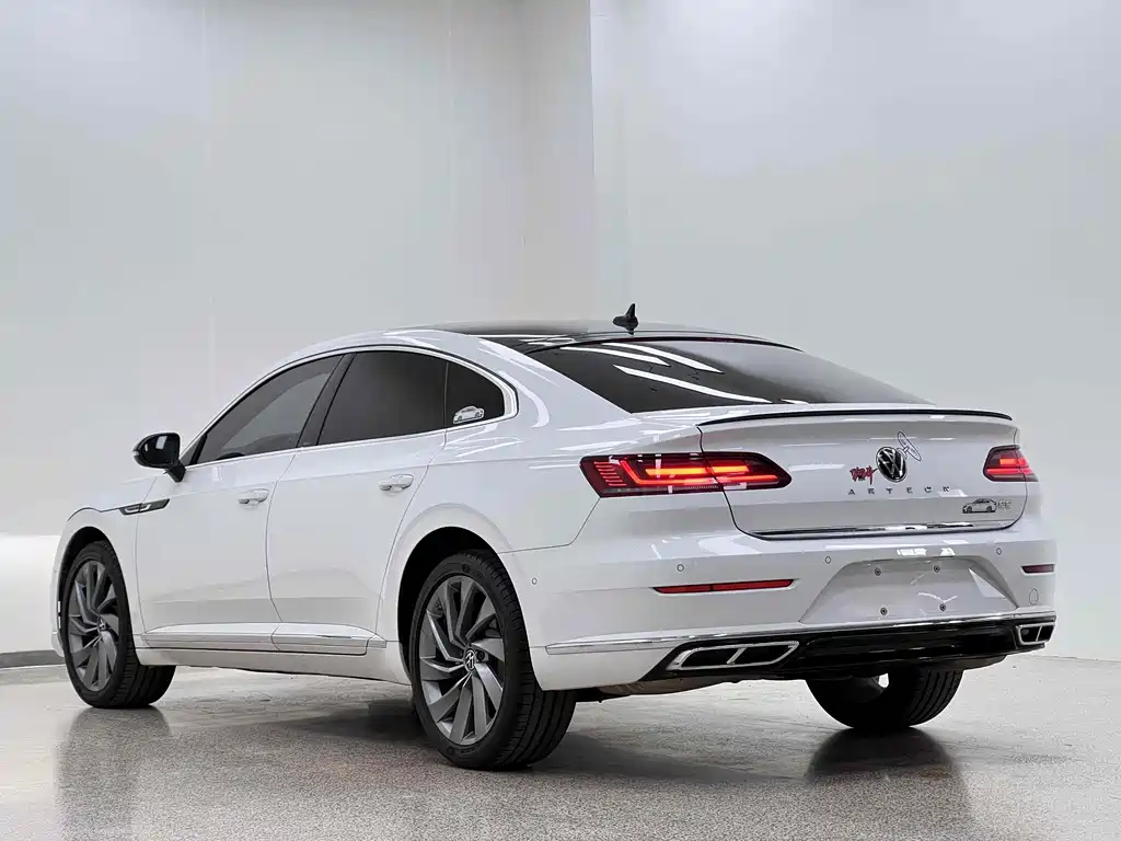 Volkswagen CC 2021 — фото 26