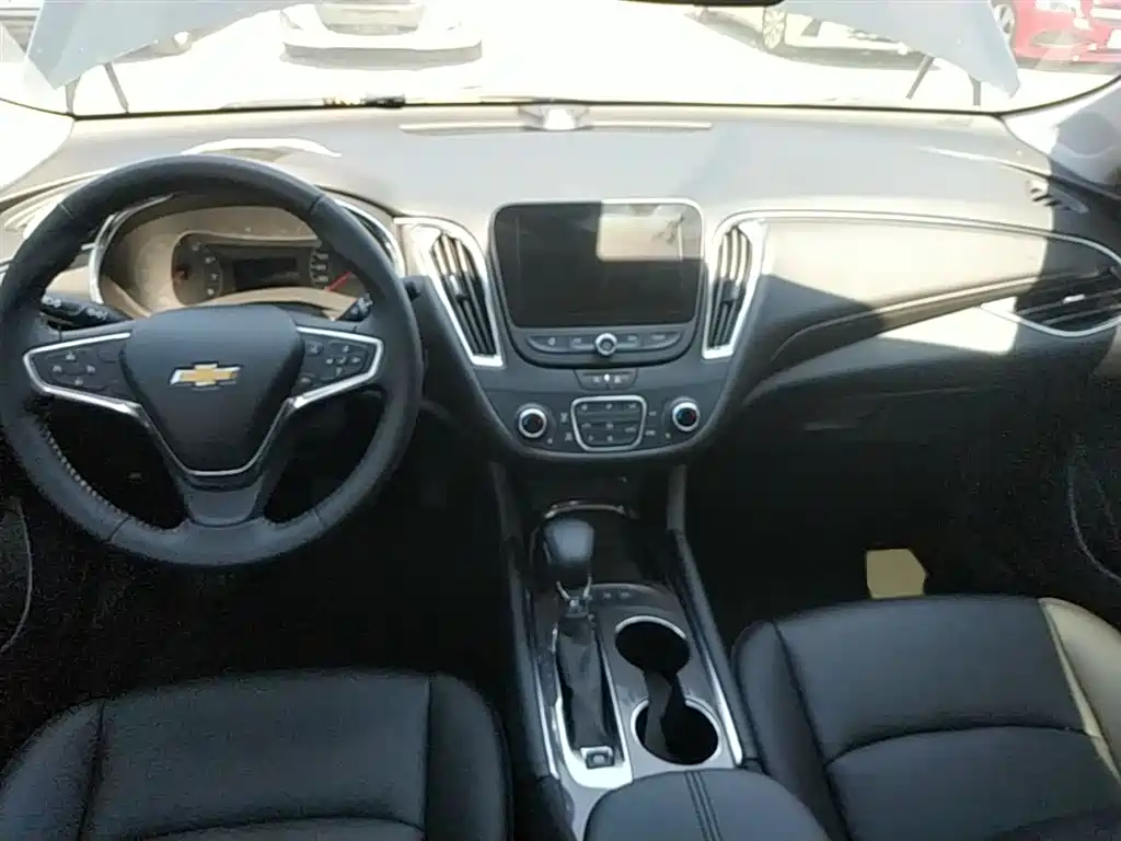 Chevrolet Malibu XL 2021 — фото 10
