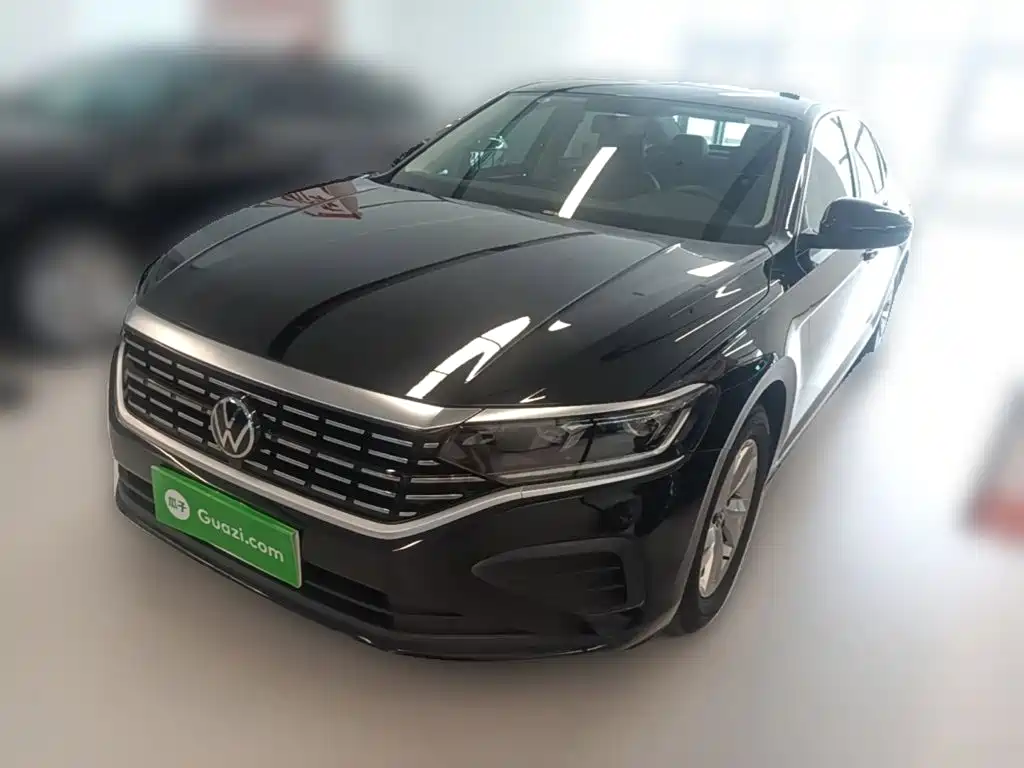 Volkswagen Passat 2025