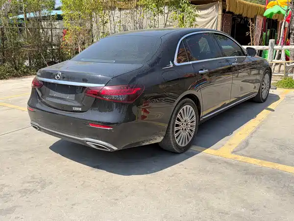 Mercedes-Benz E-Class 2021