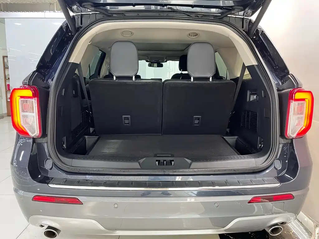 Ford Explorer 2021 — фото 26