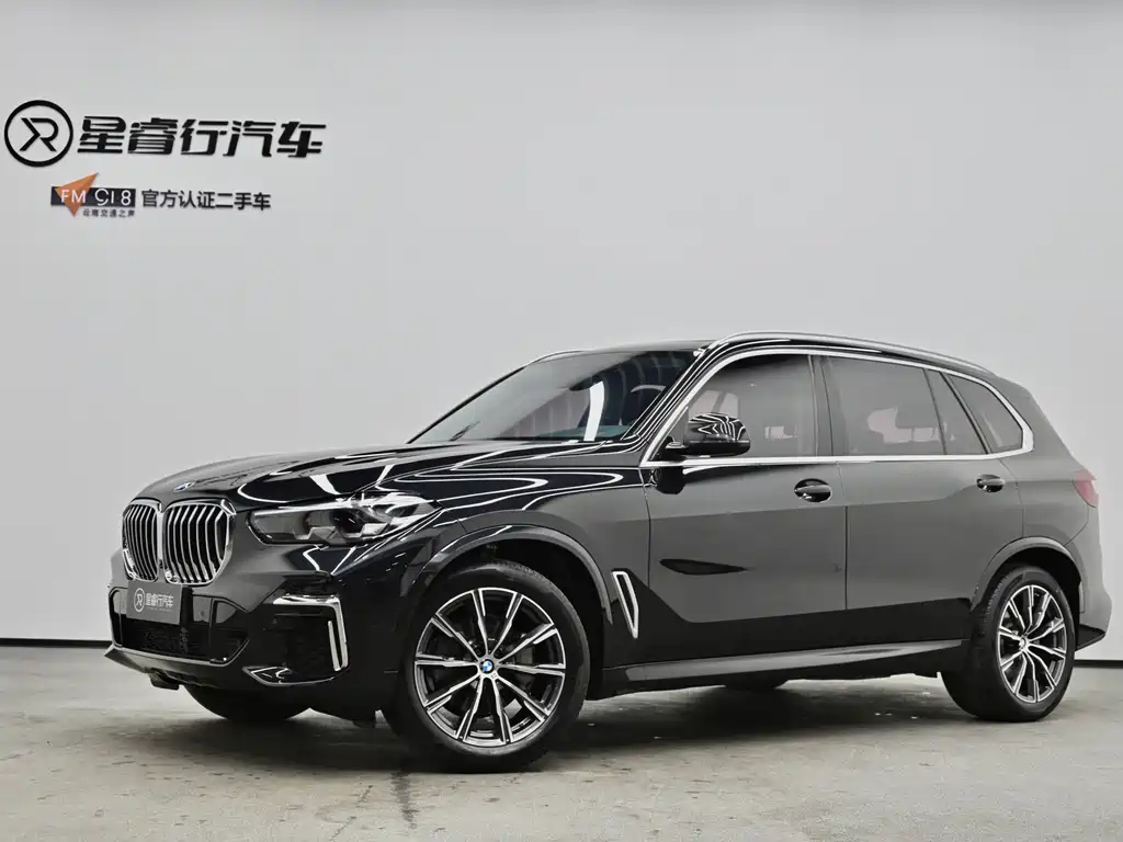 BMW X5 2022 — фото 1