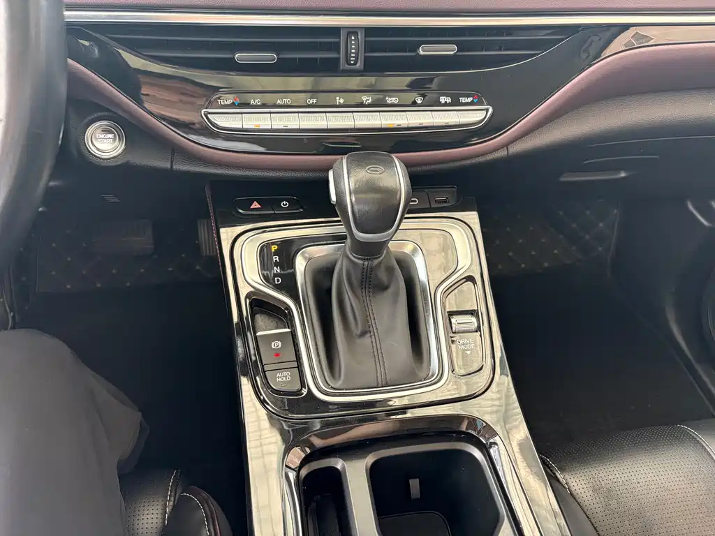 GAC Trumpchi M6 2023 — фото 13