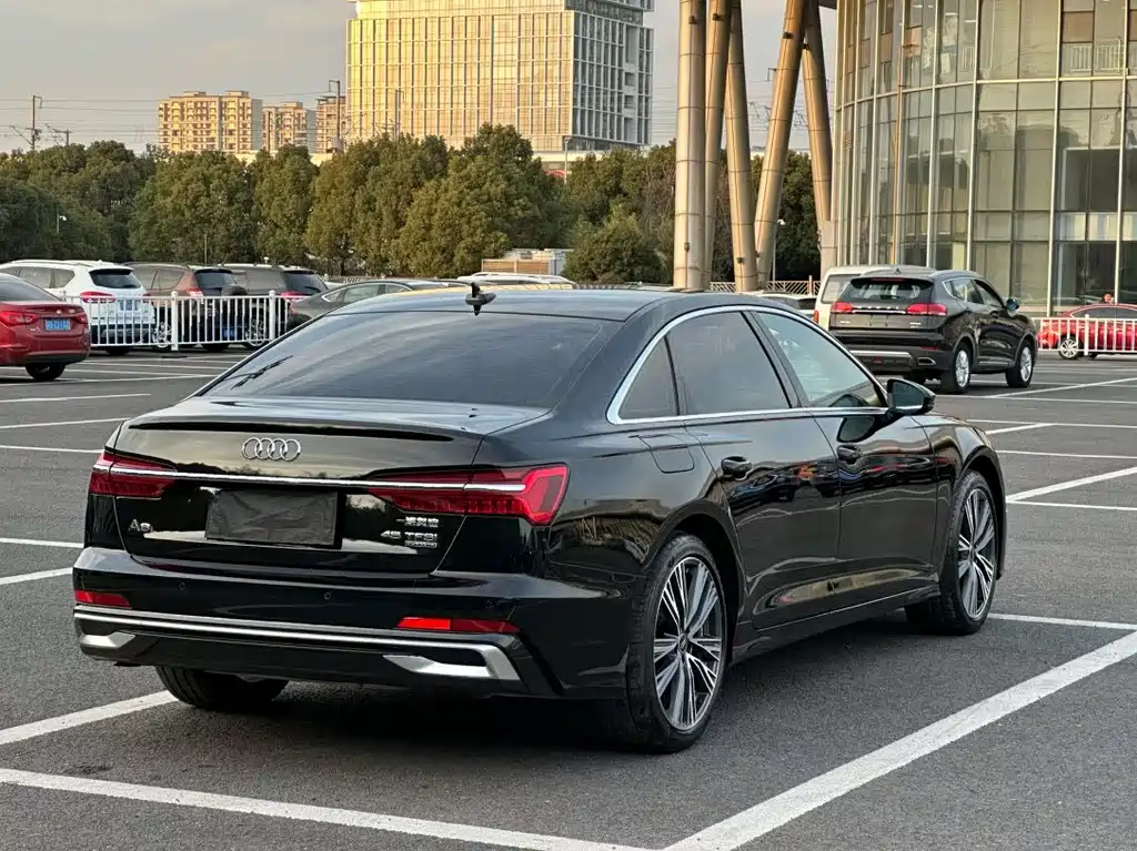 Audi A6L 2024 — фото 9