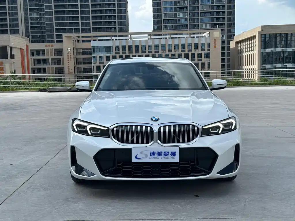 BMW 3 Series 2022