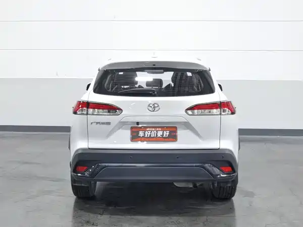 Toyota Frontlander 2024