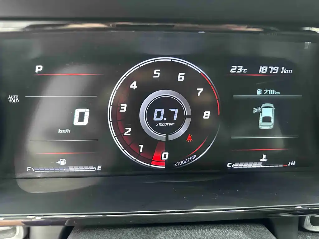 Hyundai Elantra 2023 — фото 9