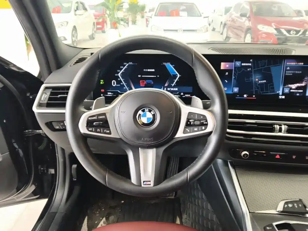 BMW 3 Series 2023 — фото 11