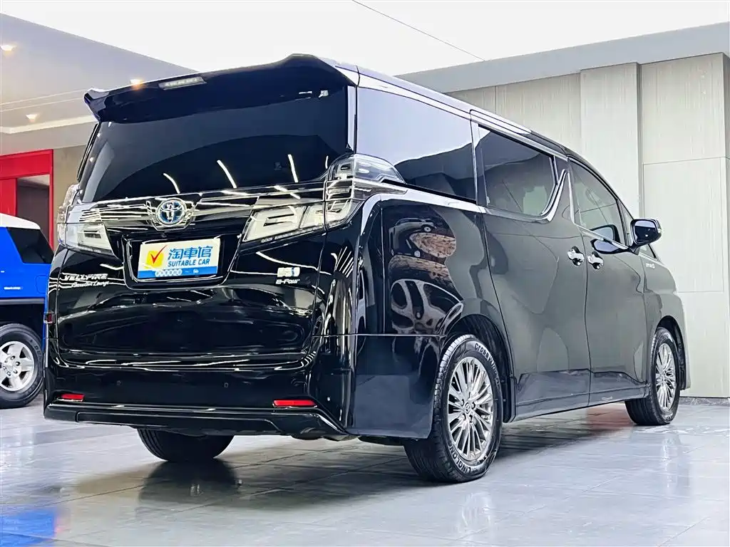 Toyota Vellfire 2021 — фото 4