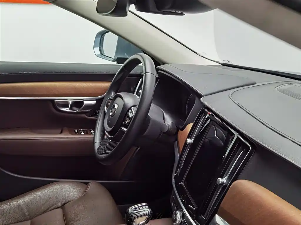 Volvo S90 2020 — фото 22