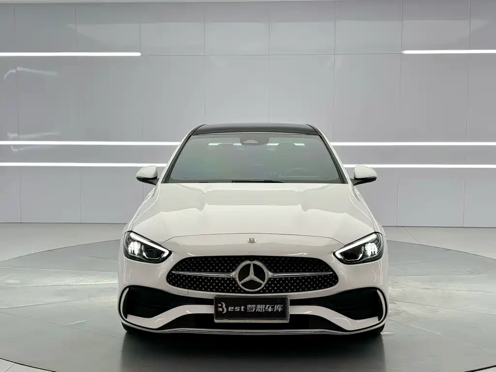 Mercedes-Benz C-Class 2025 — фото 2