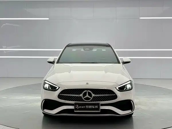 Mercedes-Benz C-Class 2025