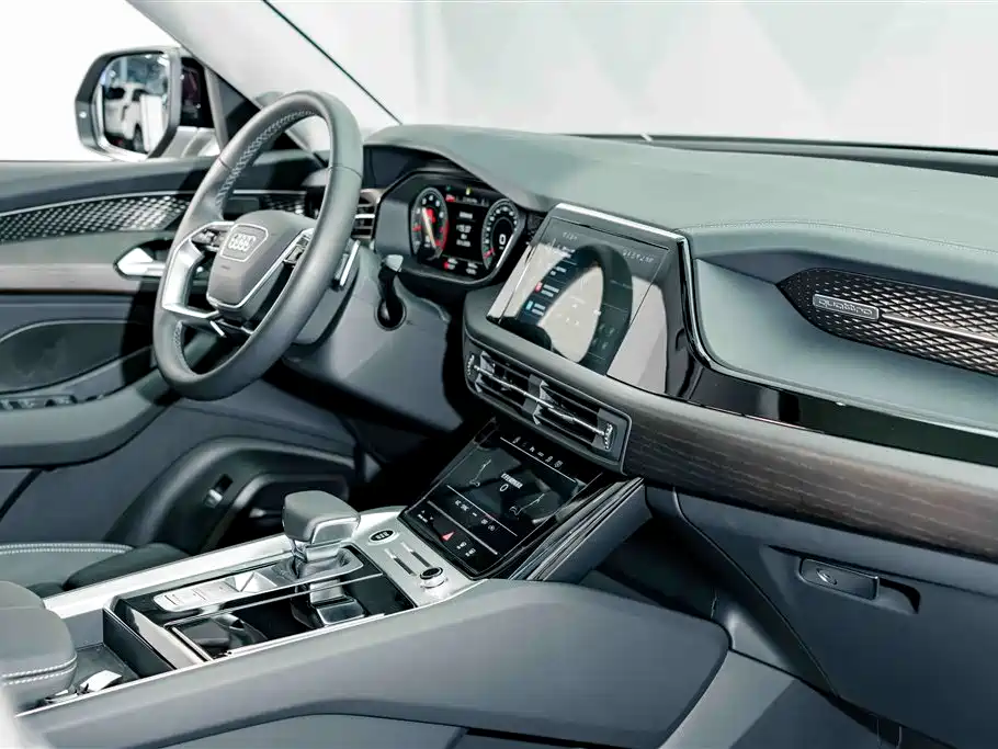 Audi Q6 2025 — фото 16