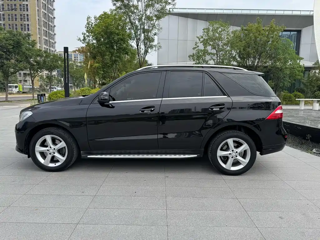 Mercedes-Benz M-Class 2015 — фото 14