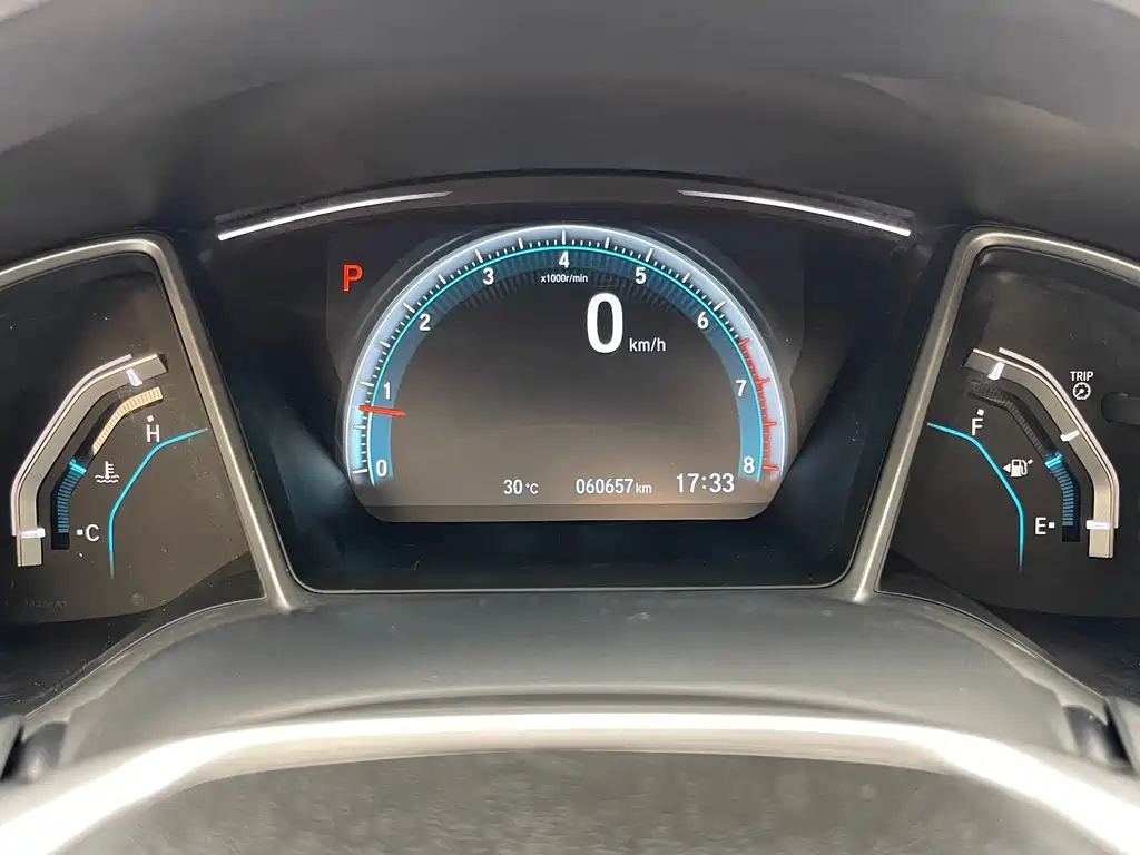 Honda Civic 2018 — фото 14