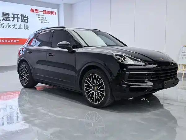 Porsche Cayenne 2022
