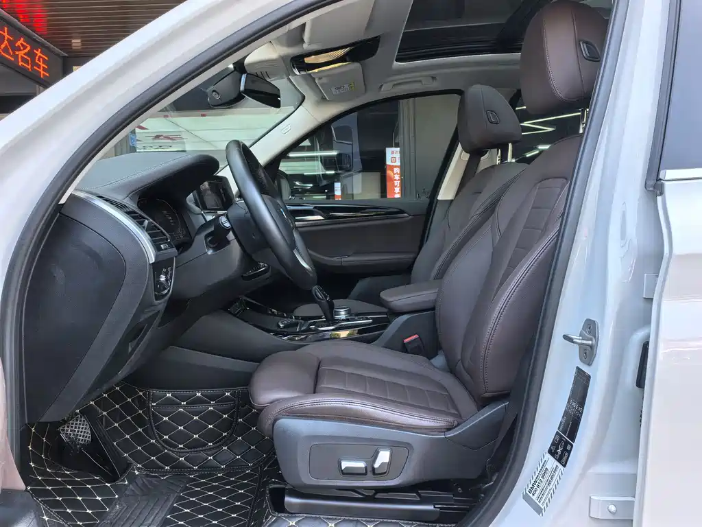 BMW X3 2020 — фото 10