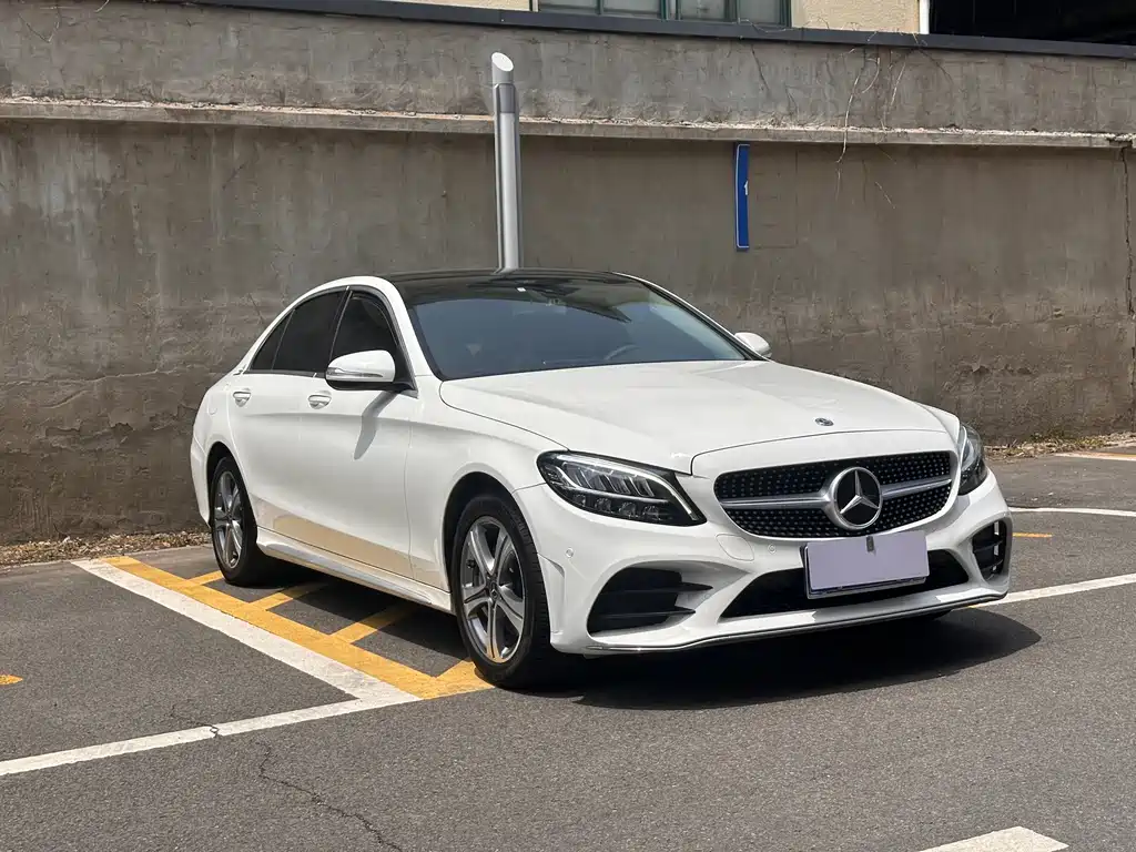 Mercedes-Benz C-Class 2019 — фото 3