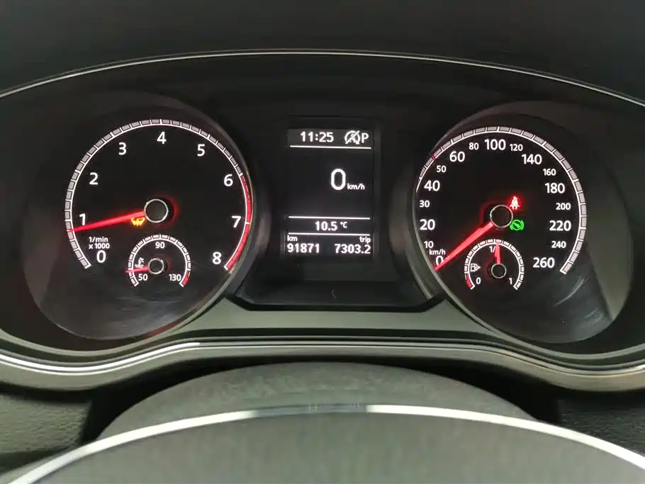 Volkswagen Passat 2018 — фото 14