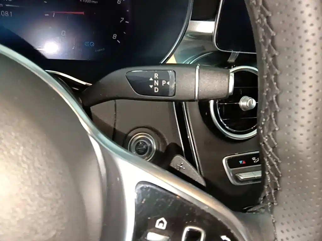 Mercedes-Benz C-Class 2019 — фото 14
