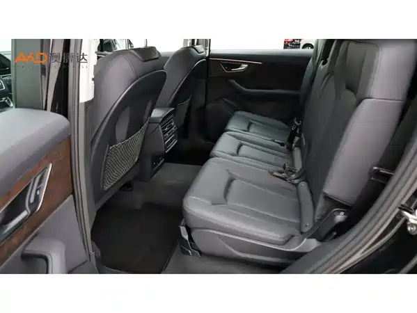 Audi Q7 2024