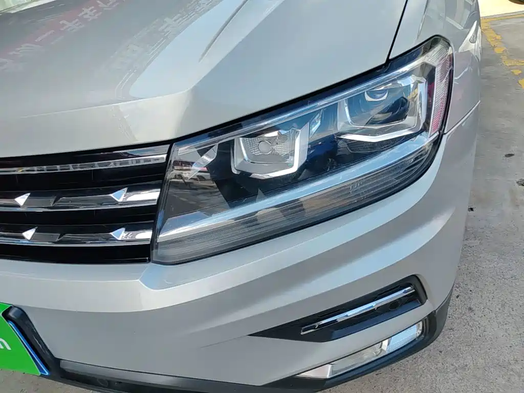 Volkswagen Tiguan L 2020 — фото 24