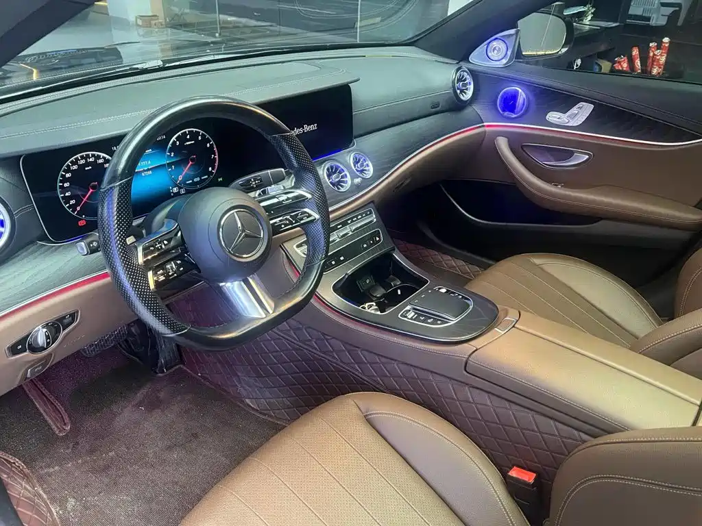 Mercedes-Benz E-Class 2021