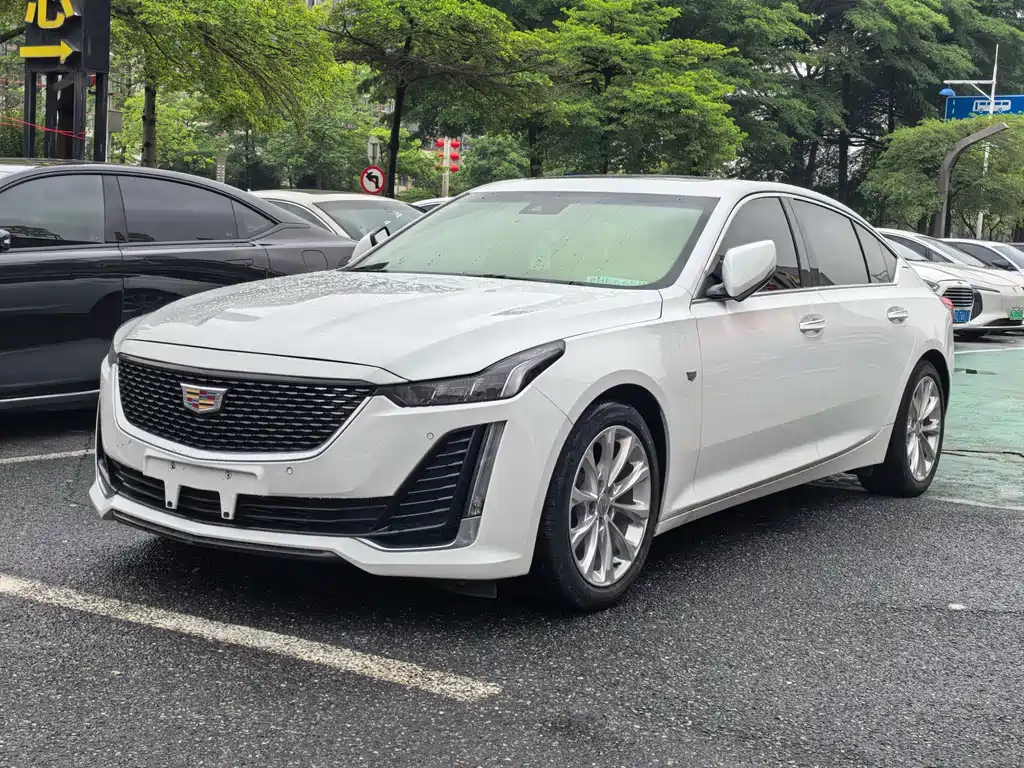 Cadillac CT5 2020 — фото 1