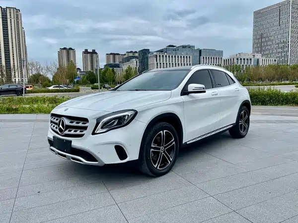 Mercedes-Benz GLA 2018