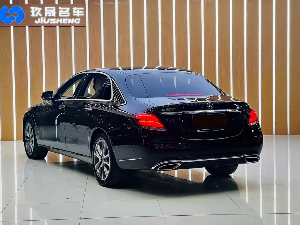 Mercedes-Benz E-Class 2020 — фото 4