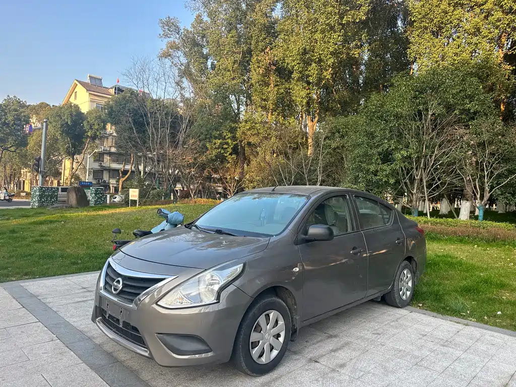 Nissan Sunny 2016 — фото 3