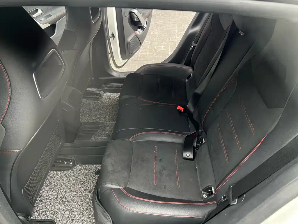 Mercedes-Benz CLA 2020 — фото 13