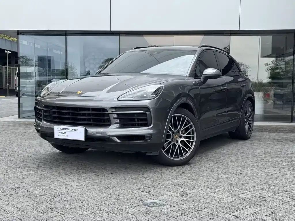 Porsche Cayenne 2021