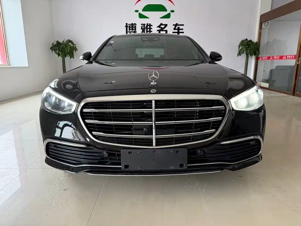 Mercedes-Benz S-Class 2025 — фото 1