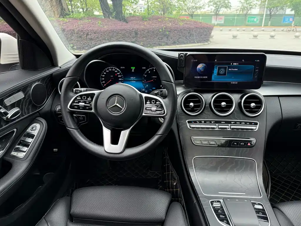 Mercedes-Benz C-Class 2019 — фото 8
