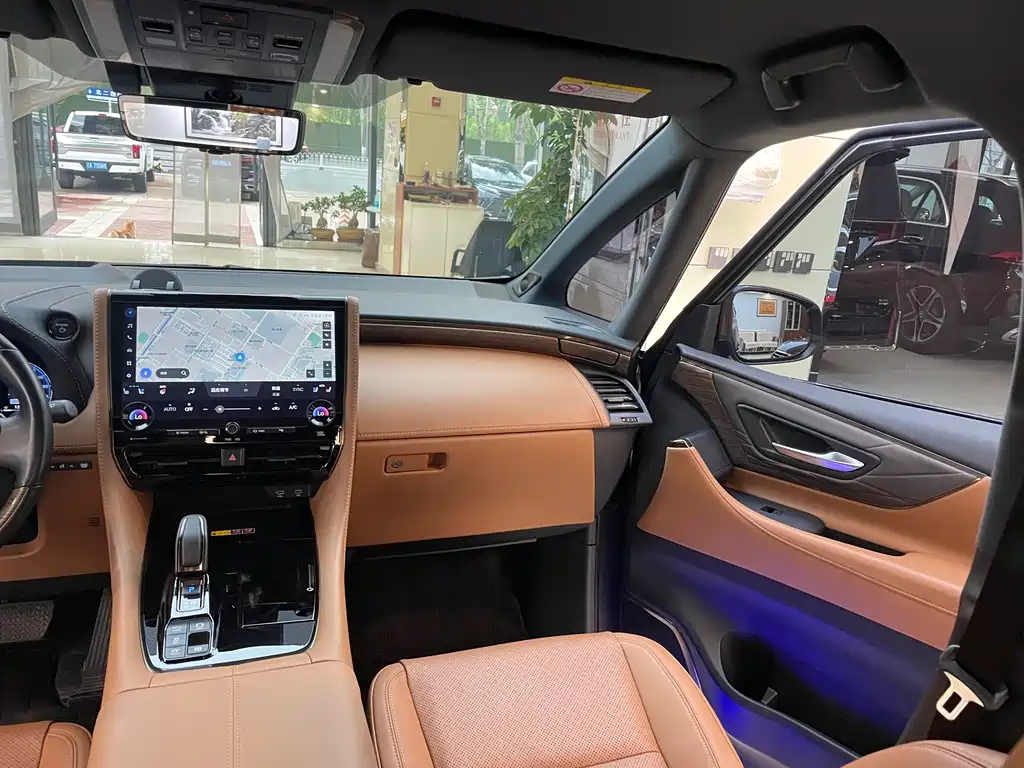 Toyota Vellfire 2024 — фото 20